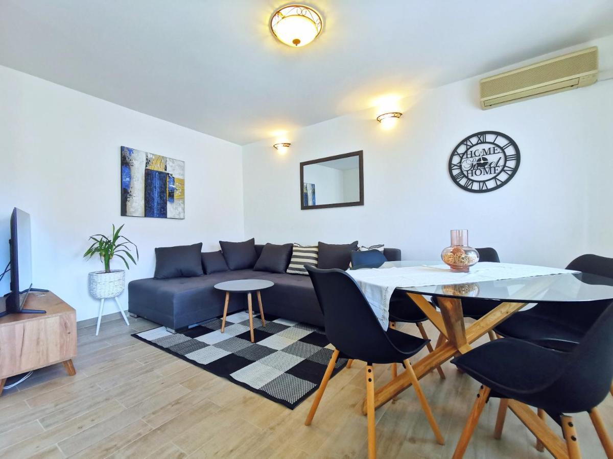 Apartments Doris Спліт Екстер'єр фото