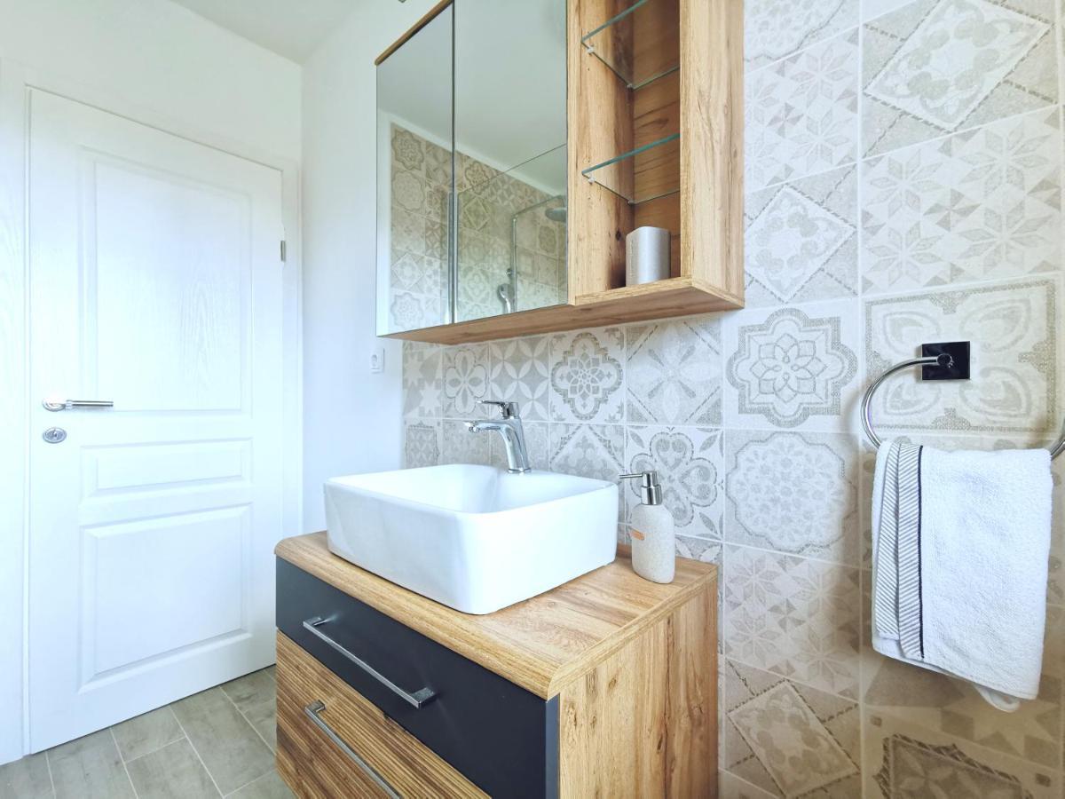 Apartments Doris Спліт Екстер'єр фото