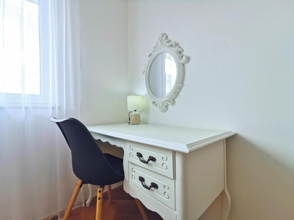 Apartments Doris Спліт Екстер'єр фото