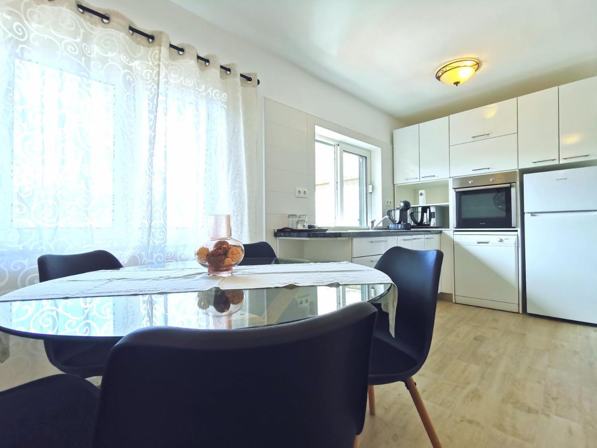 Apartments Doris Спліт Екстер'єр фото
